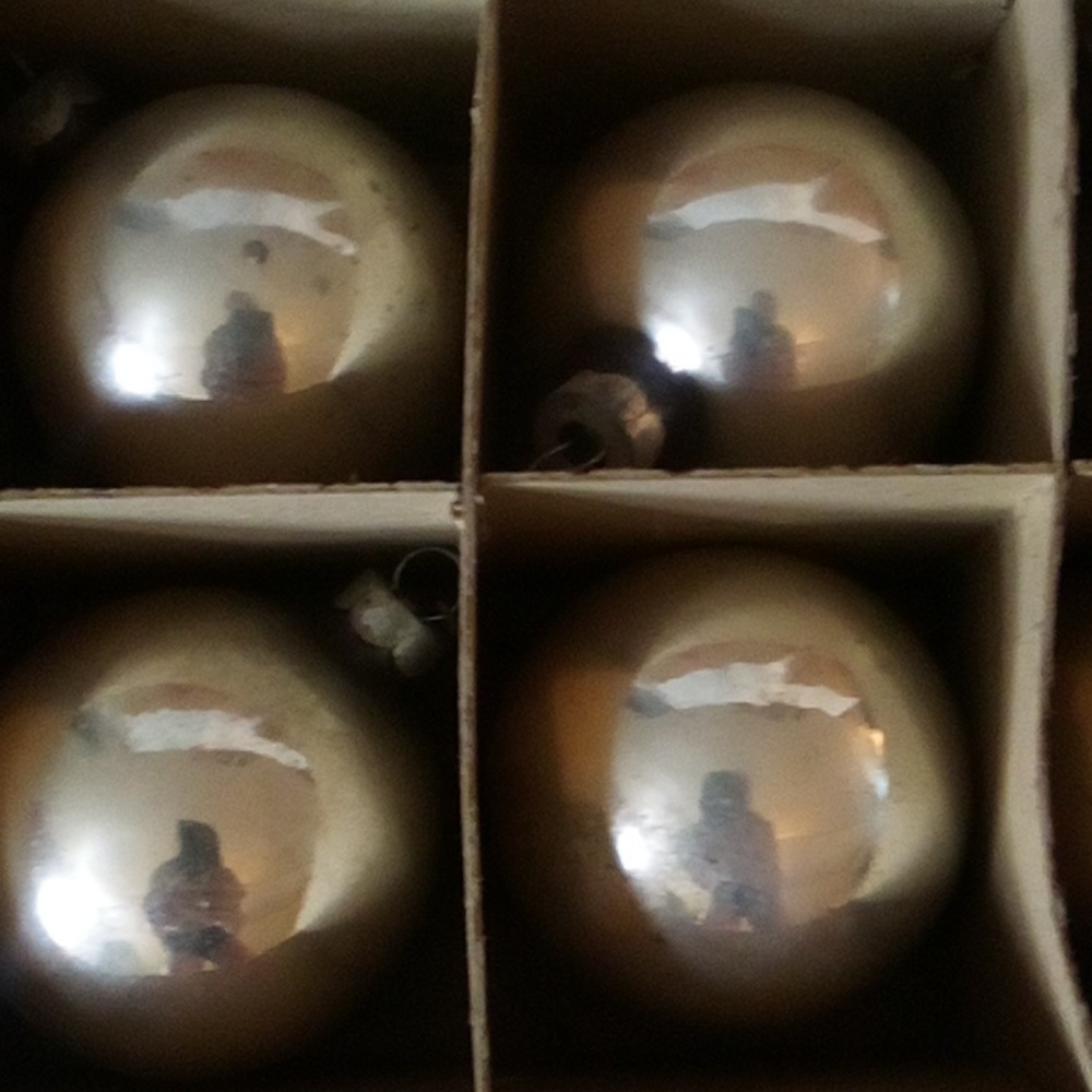 Silver glass Christmas balls - 48 in good condition - boxes original USA - Picture 3 of 5